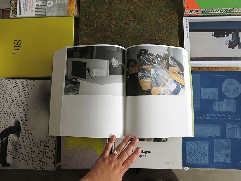 Aleix Plademunt: Sit, site, chair, cherry - Image 11