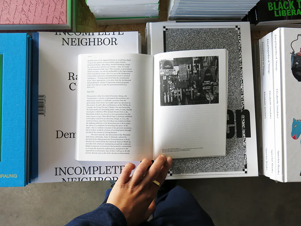 Bernard Fibicher (ed.) – Resistance Anew: Artworks, Culture, & Democracy - Image 5