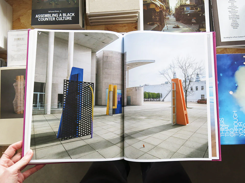 Eva Berendes – Façades - Image 7
