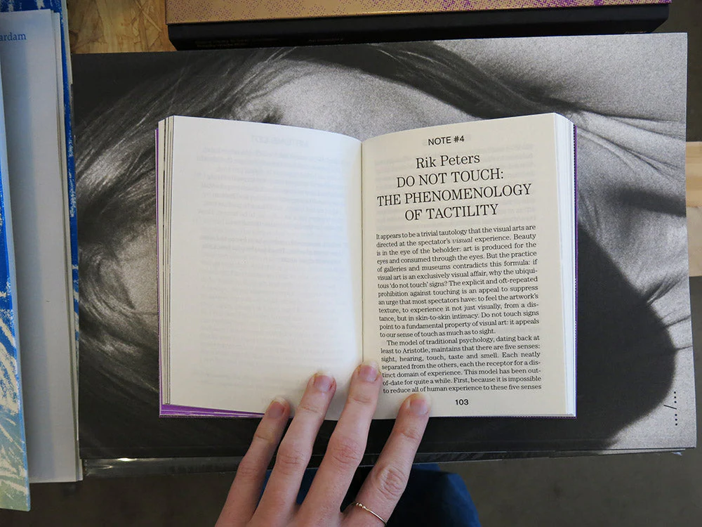 PRE-ORDER: Freek Lomme (ed.) – Can You Feel It? Effectuating tactility and print in the contemporary - Image 4
