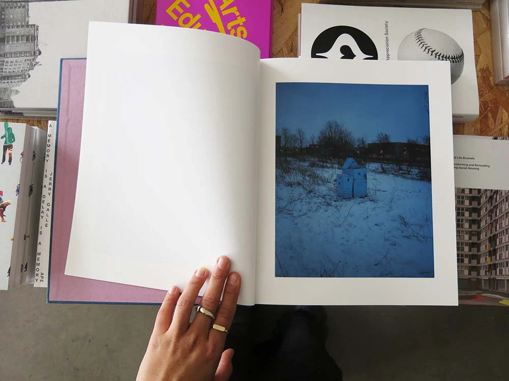 Gregory Halpern – King, Queen, Knave - Image 7