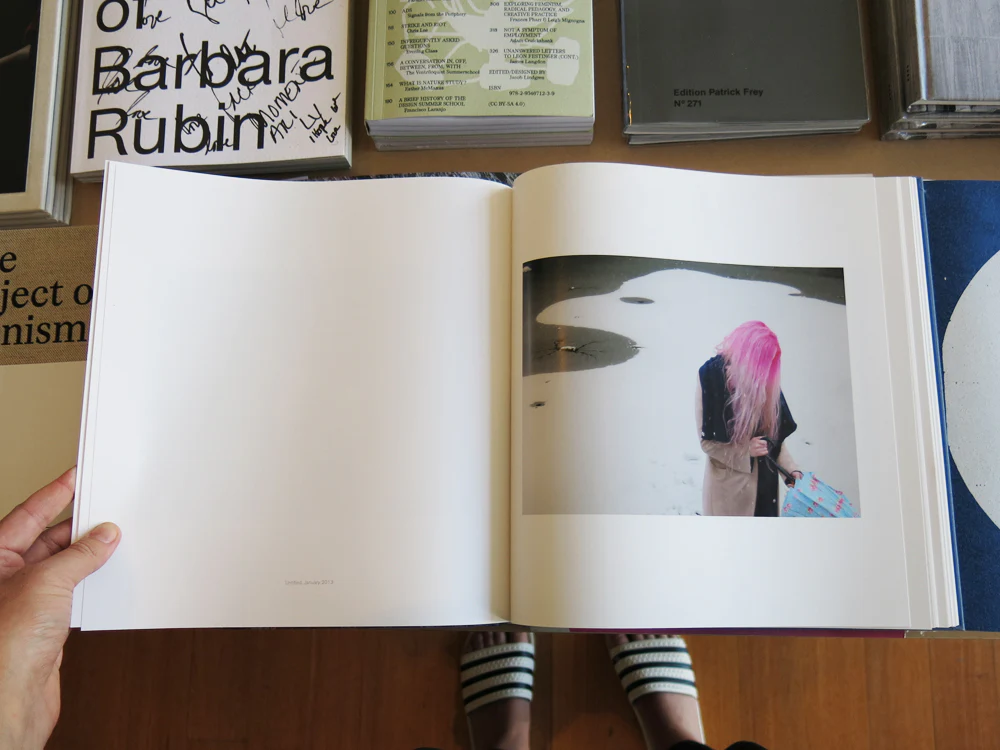 Hannah Starkey – Photographs 1997-2017 - Image 10