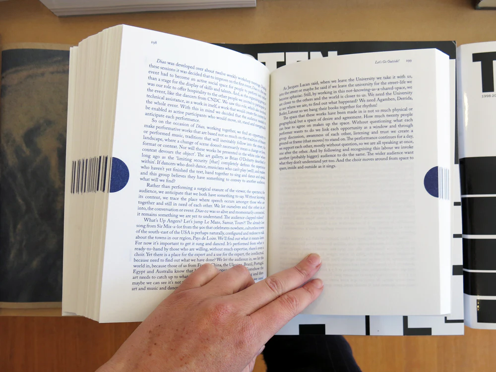 Ideologie & A Constructed World: the Complete Writings 2001-2018 - Image 7