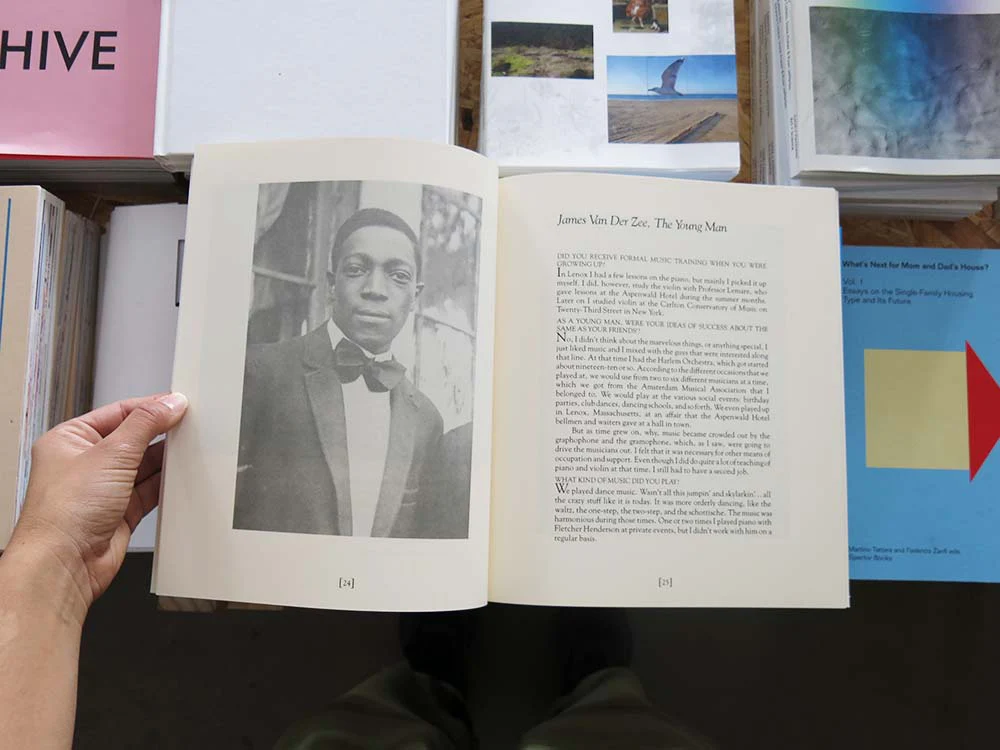 James Van Der Zee, Owen Dodson, Camille Billops – The Harlem Book of the Dead - Image 6