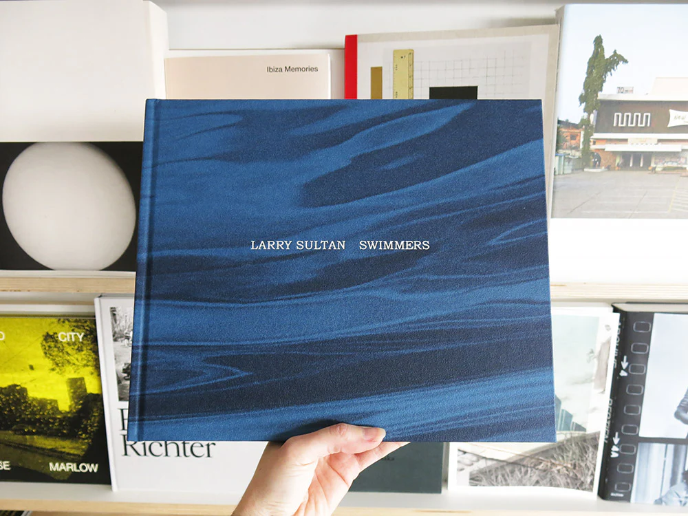 Larry Sultan – Swimmers
