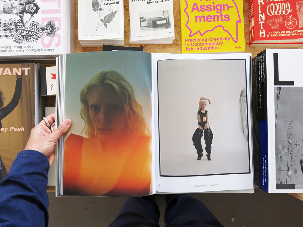LoveWant Issue 29 - Image 9