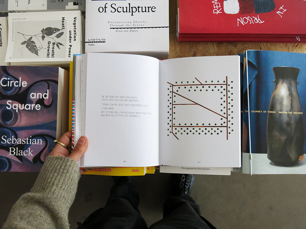 Nigel Peake – In the City - Image 2