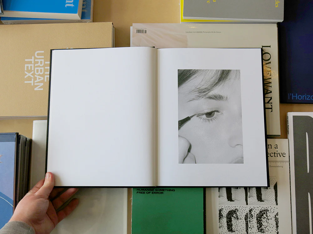 Vincent Ferrané – Iconography: Figures of Jeanne Damas - Image 2